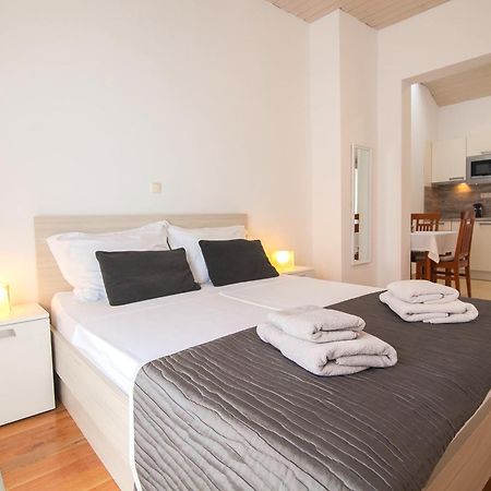 Helvetia Sunny Apartments Бол Екстериор снимка