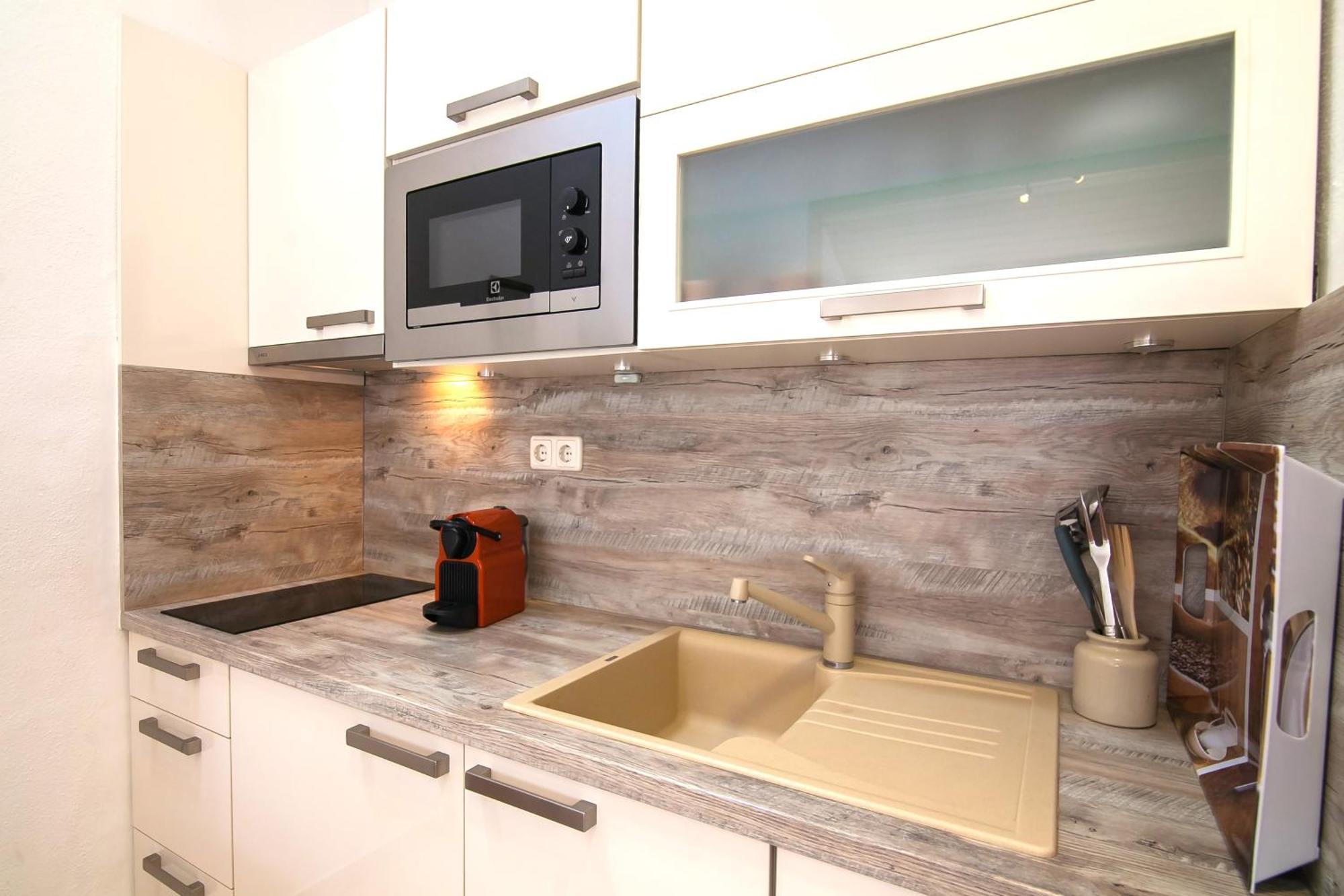 Helvetia Sunny Apartments Бол Екстериор снимка