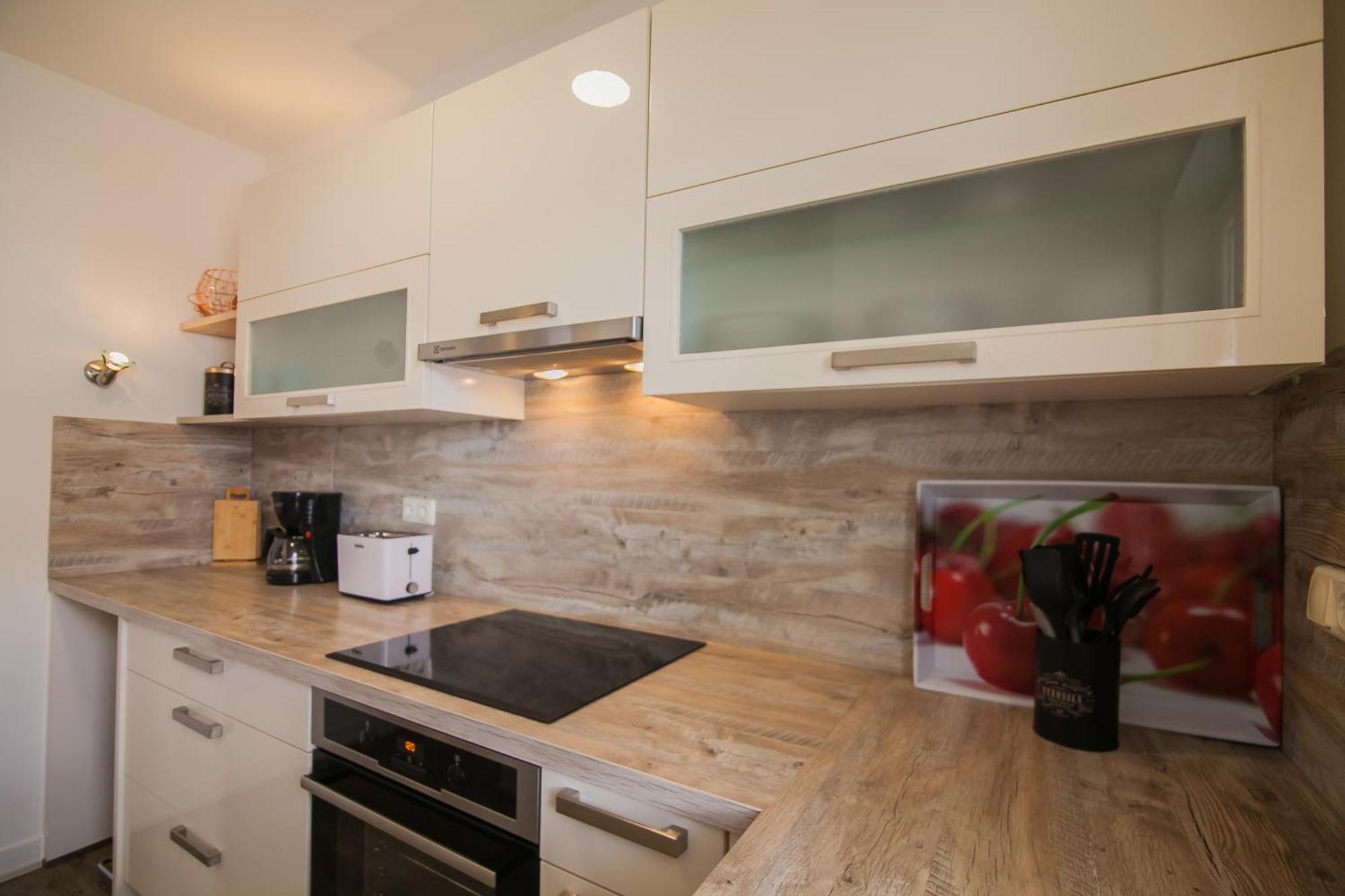 Helvetia Sunny Apartments Бол Екстериор снимка