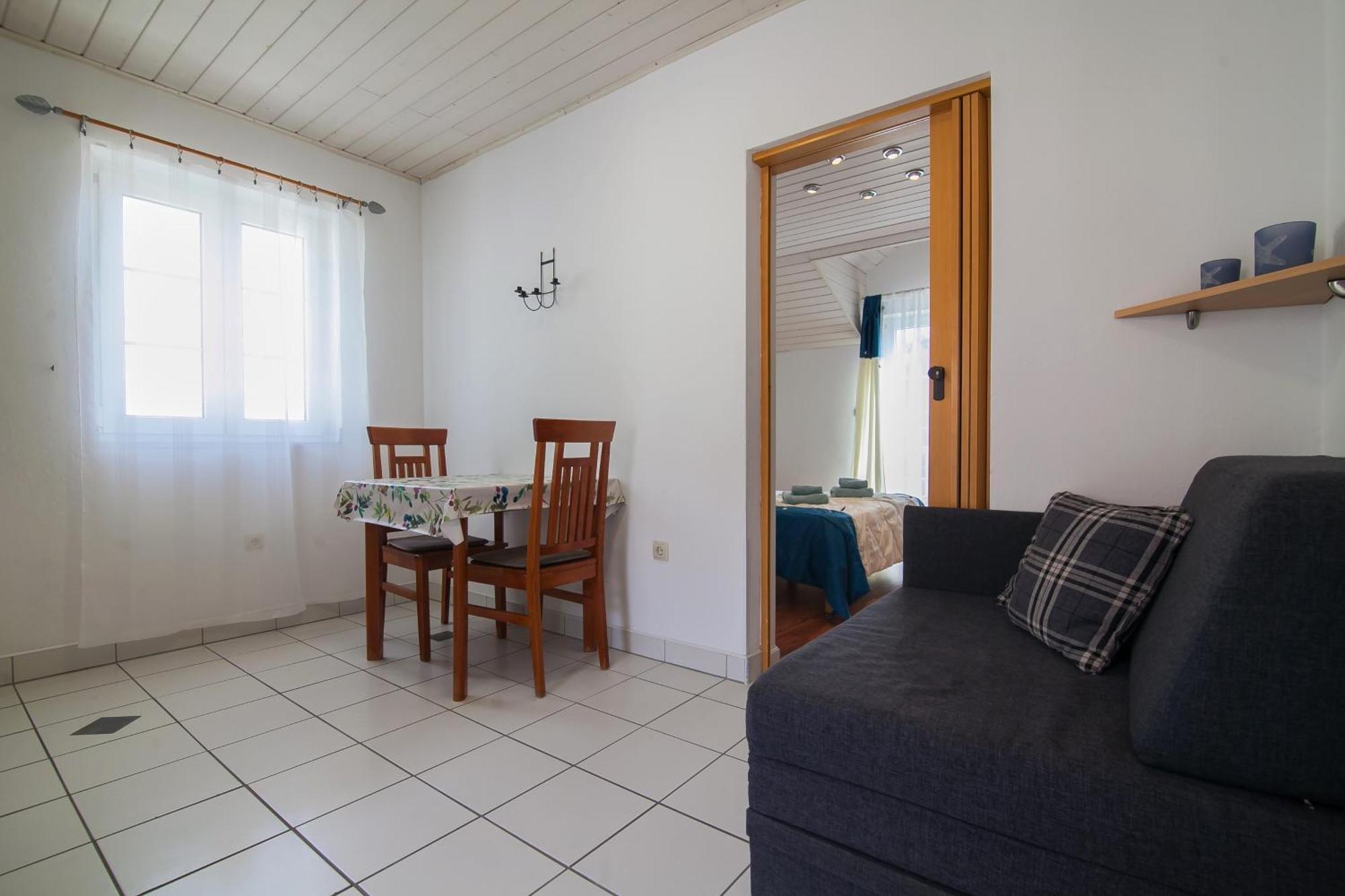 Helvetia Sunny Apartments Бол Екстериор снимка
