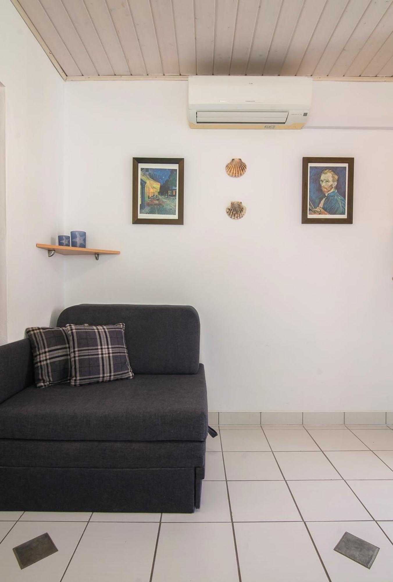 Helvetia Sunny Apartments Бол Екстериор снимка